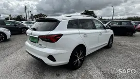 MG MG5 51kWh LUX de 2022