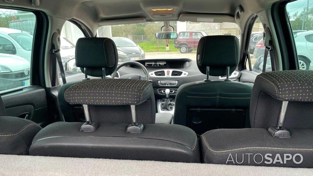 Renault Scénic 1.5 dCi Dynamique S EDC de 2010