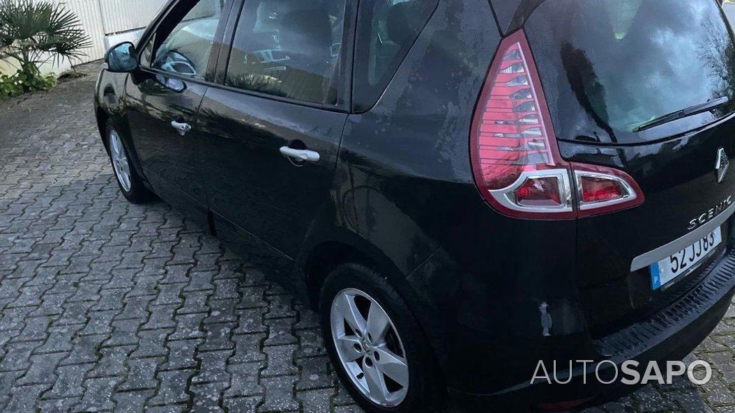 Renault Scénic 1.5 dCi Dynamique S EDC de 2010
