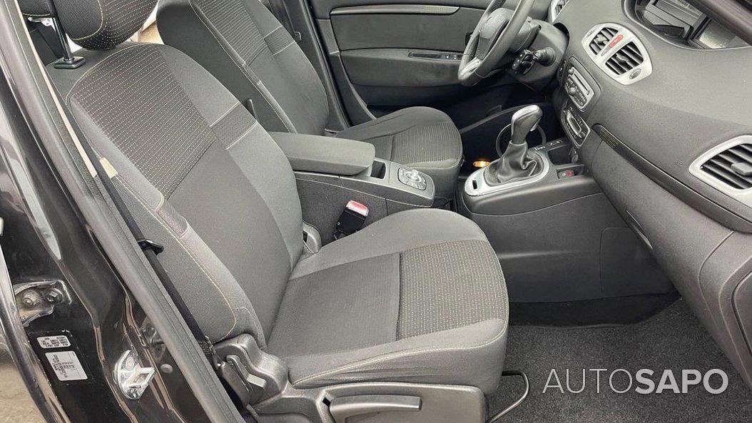 Renault Scénic 1.5 dCi Dynamique S EDC de 2010