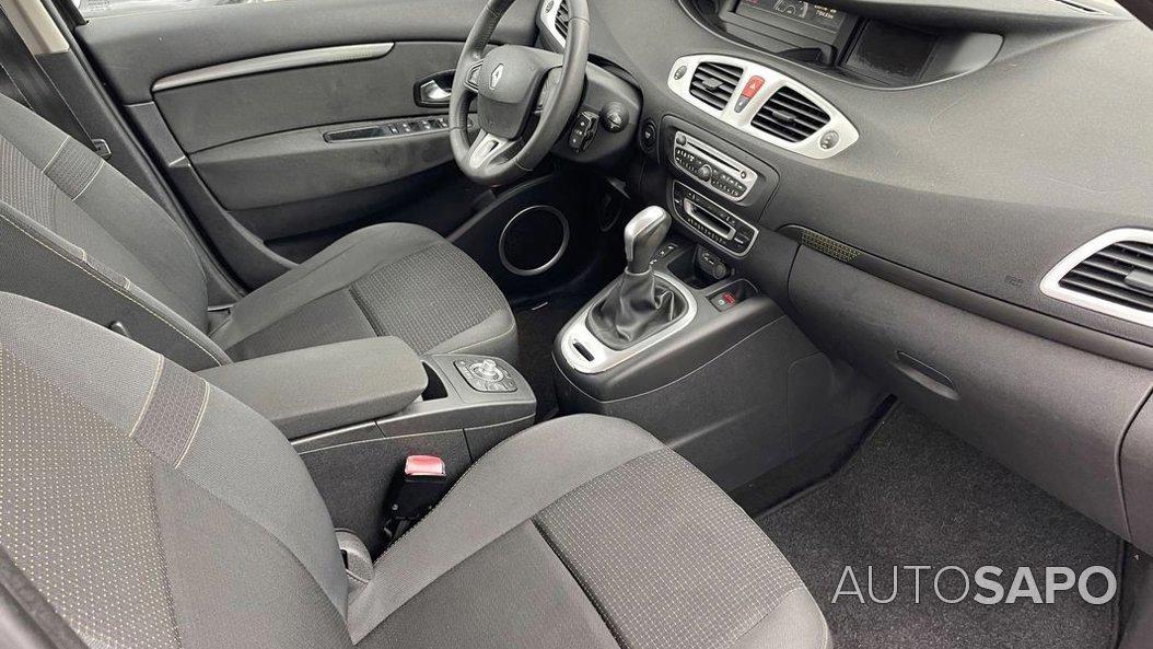 Renault Scénic 1.5 dCi Dynamique S EDC de 2010