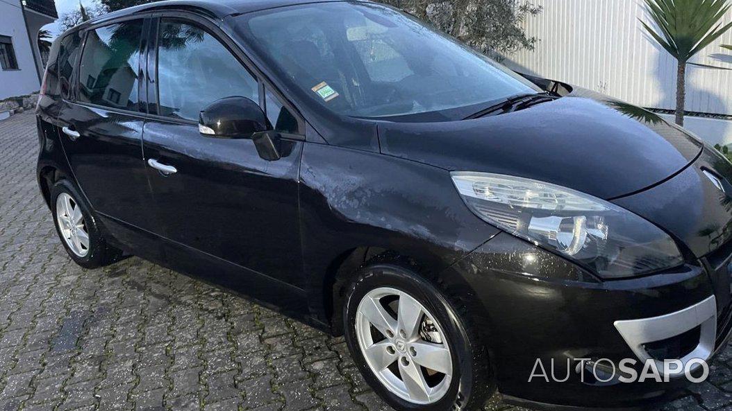 Renault Scénic 1.5 dCi Dynamique S EDC de 2010