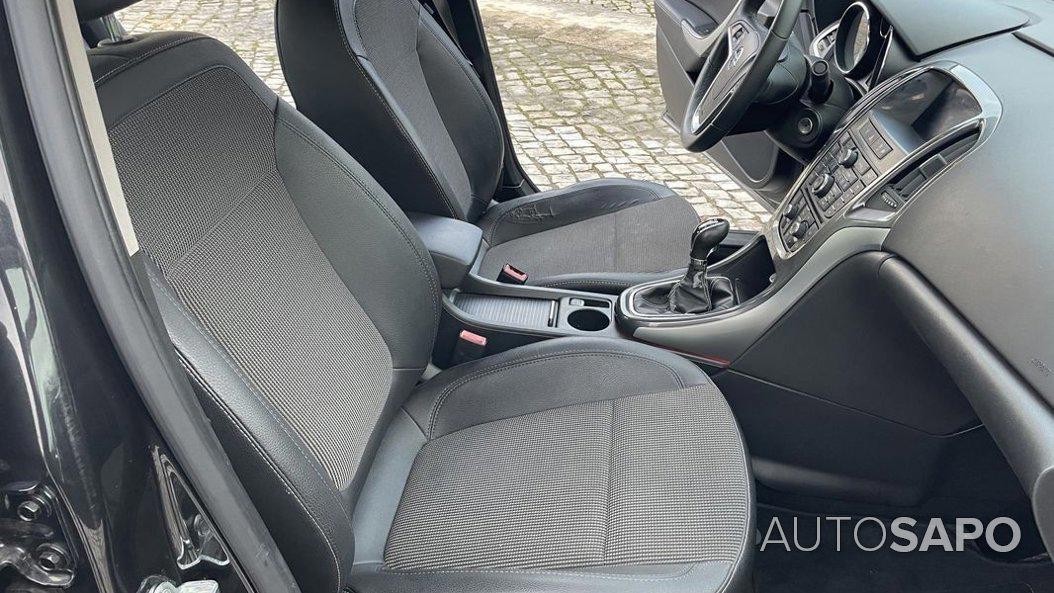 Opel Astra 1.7 CDTi Cosmo Start/Stop de 2012