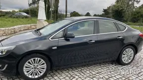 Opel Astra 1.7 CDTi Cosmo Start/Stop de 2012