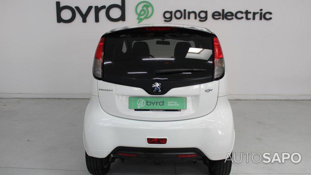 Peugeot iOn de 2013