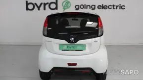 Peugeot iOn de 2013