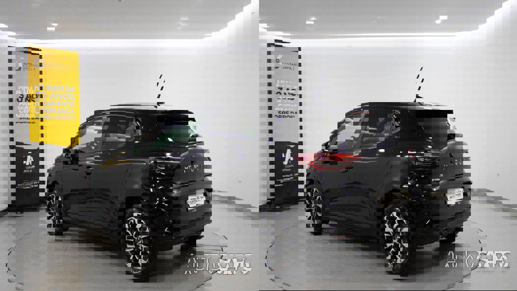 Mitsubishi Colt de 2024