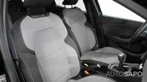 Mitsubishi Colt de 2024