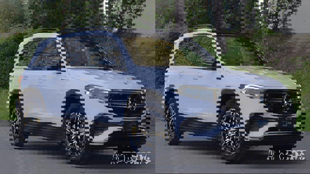 Mercedes-Benz EQB de 2022