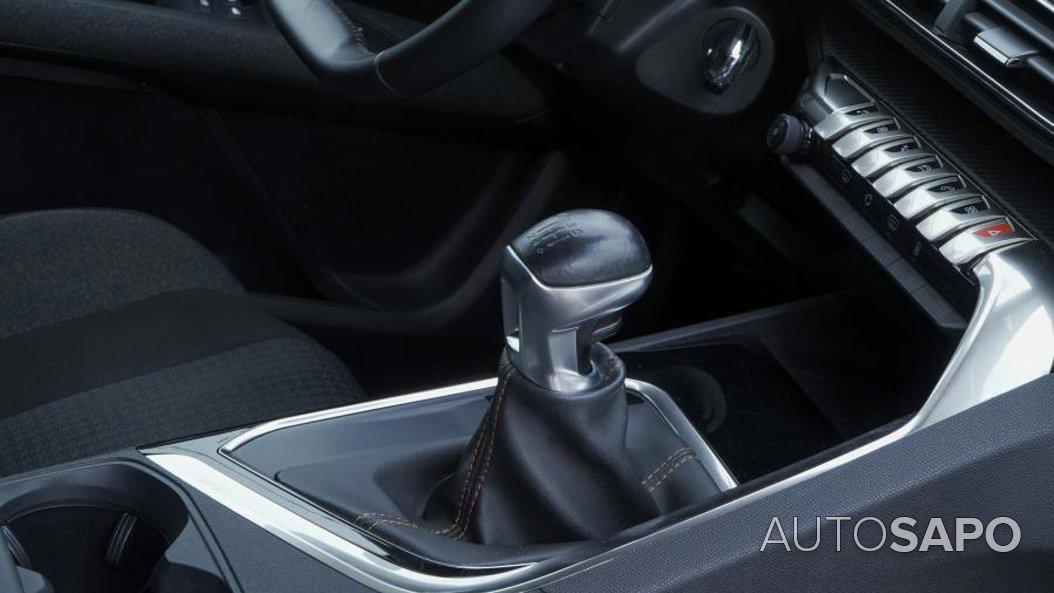 Peugeot 3008 1.5 BlueHDi Style de 2020