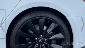 Tesla Model S 70D de 2016