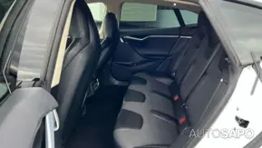 Tesla Model S 70D de 2016