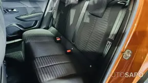 Peugeot e-2008 de 2022