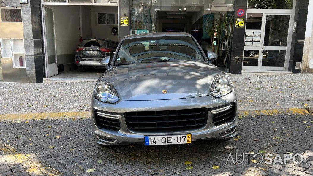 Porsche Cayenne GTS de 2015
