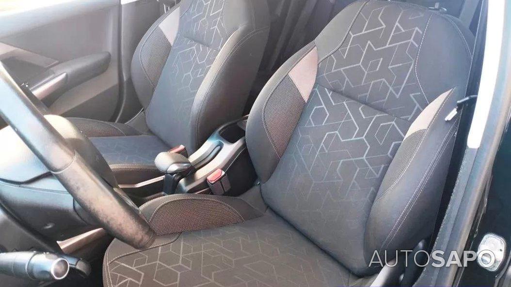Peugeot 2008 1.4 HDi Active de 2014