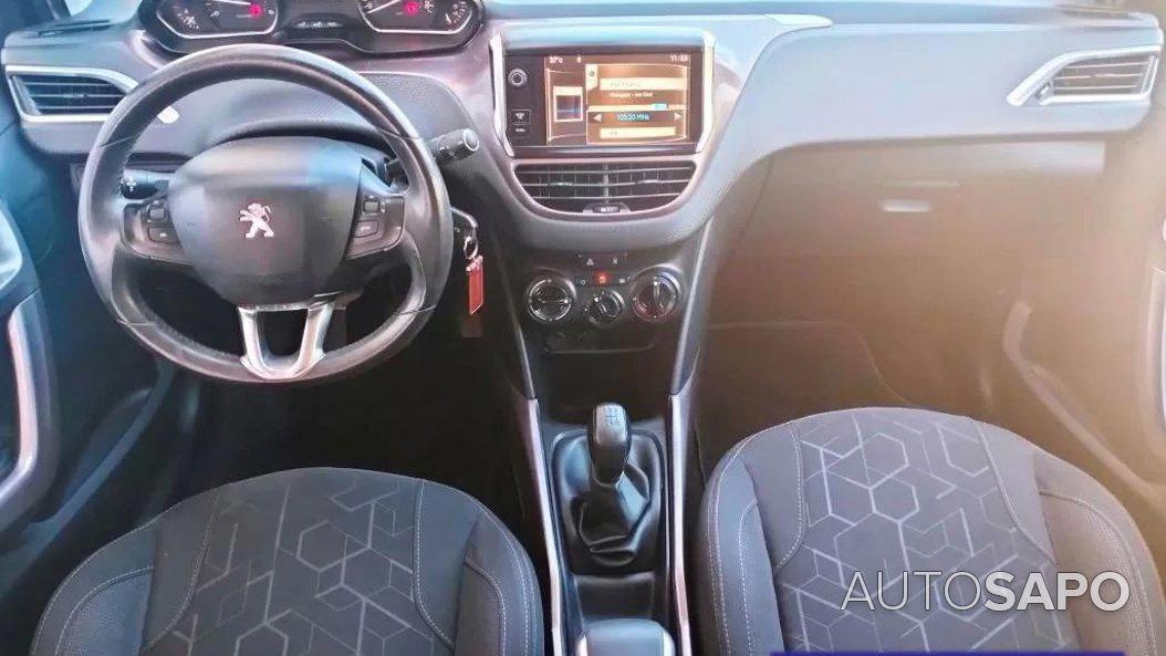 Peugeot 2008 1.4 HDi Active de 2014