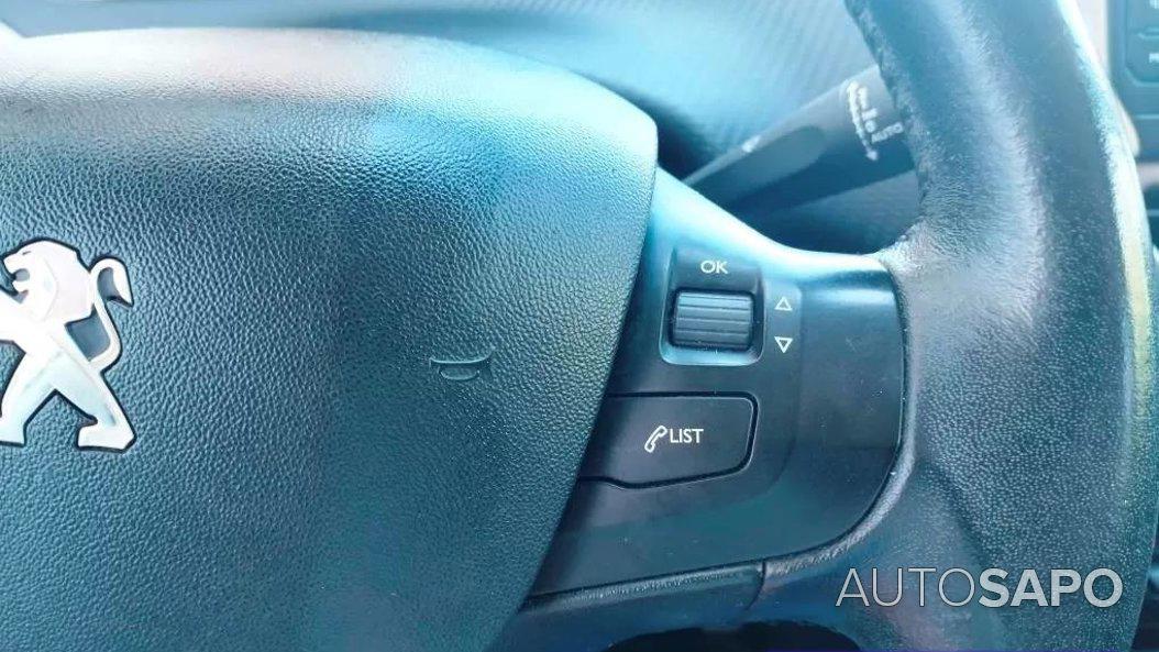 Peugeot 2008 1.4 HDi Active de 2014
