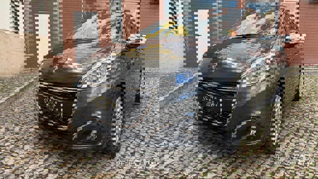 Peugeot 208 1.2 PureTech Allure de 2017