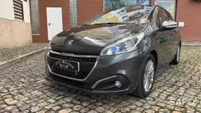 Peugeot 208 1.2 PureTech Allure de 2017