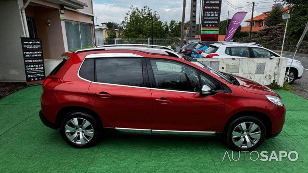 Peugeot 2008 1.2 PureTech Allure de 2015