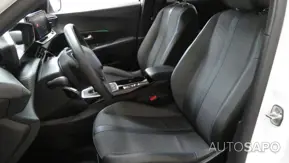 Peugeot 2008 1.2 PureTech Allure Pack de 2023