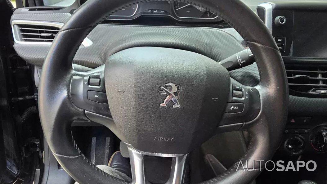 Peugeot 2008 1.2 PureTech Allure de 2018