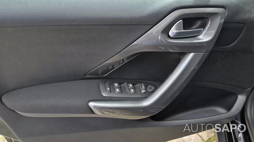 Peugeot 2008 1.2 PureTech Allure de 2018
