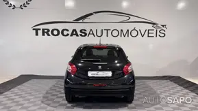 Peugeot 208 de 2015