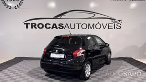 Peugeot 208 de 2015
