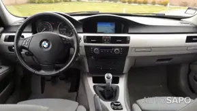 BMW Série 3 318 d Touring de 2012
