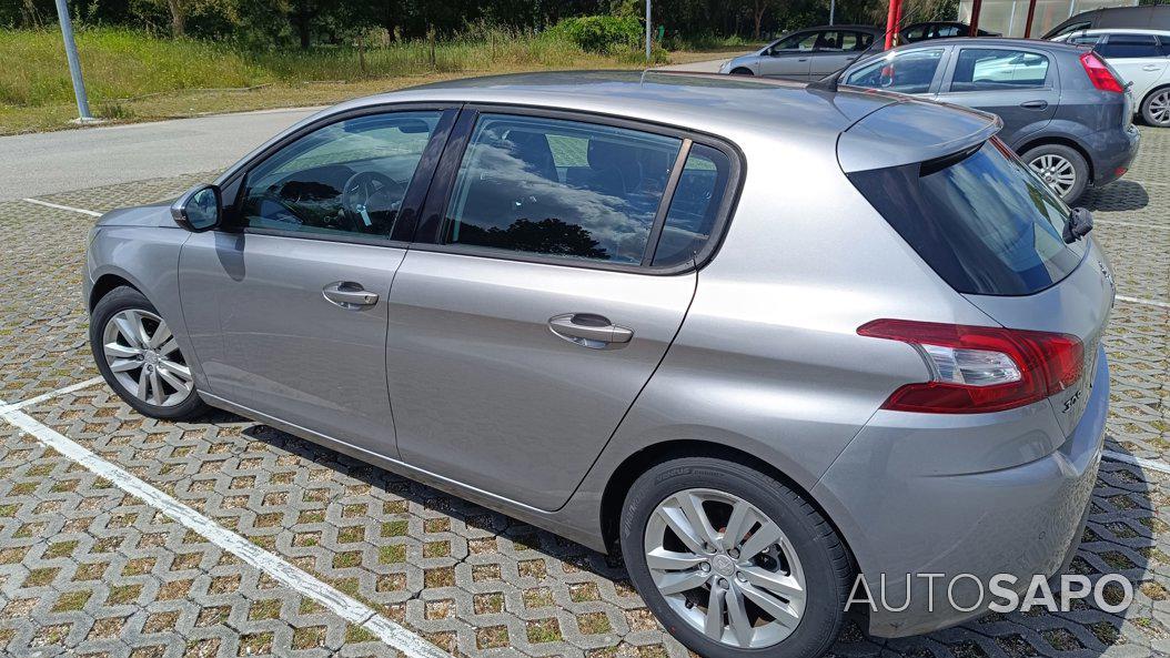 Peugeot 308 1.6 HDi Active de 2014