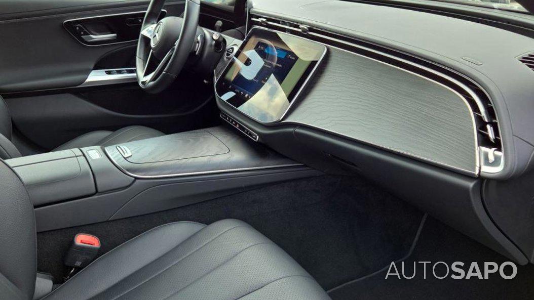 Mercedes-Benz Classe E 300 de Avantgarde de 2024