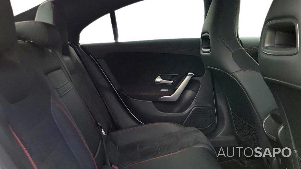 Mercedes-Benz Classe CLA 180 d AMG Line de 2022