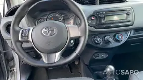 Toyota Yaris 1.0 VVT-i Comfort+AC de 2015