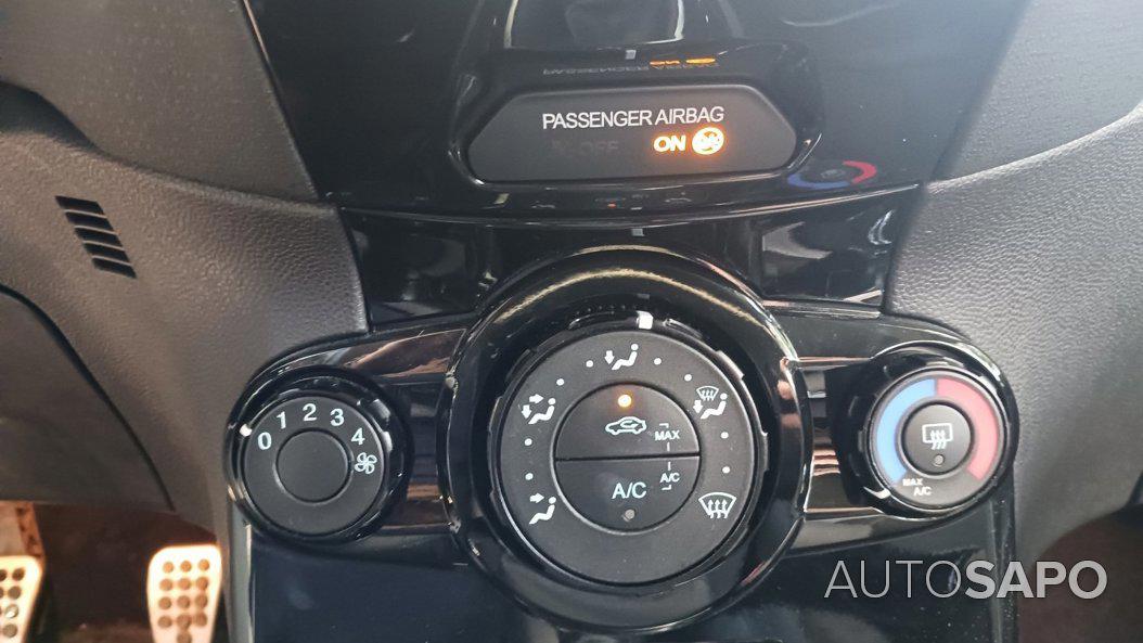 Ford Fiesta 1.0 T EcoBoost Sport de 2013
