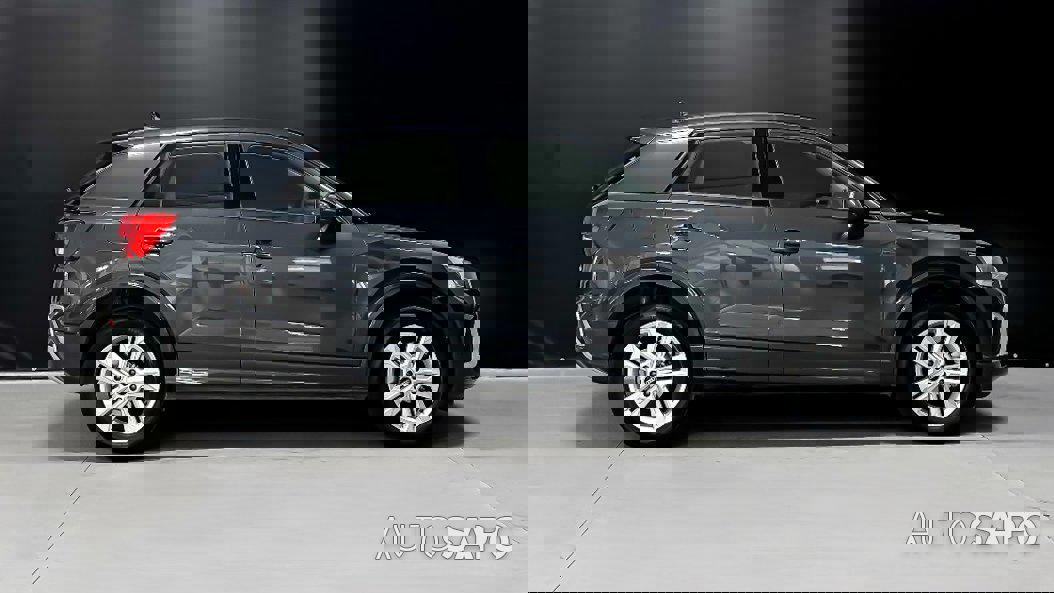 Audi Q2 30 TFSI Advanced de 2025