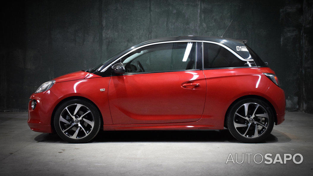 Opel Adam 1.0 T Slam de 2014