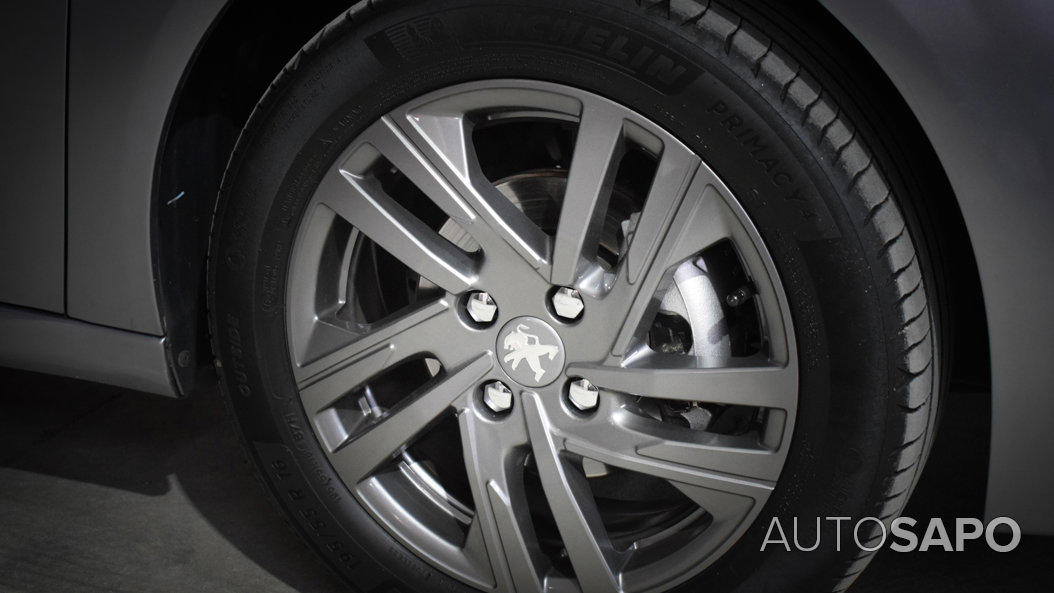 Peugeot 208 1.2 PureTech Active de 2021