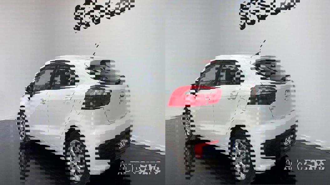 Kia Rio 1.1 CRDi de 2016