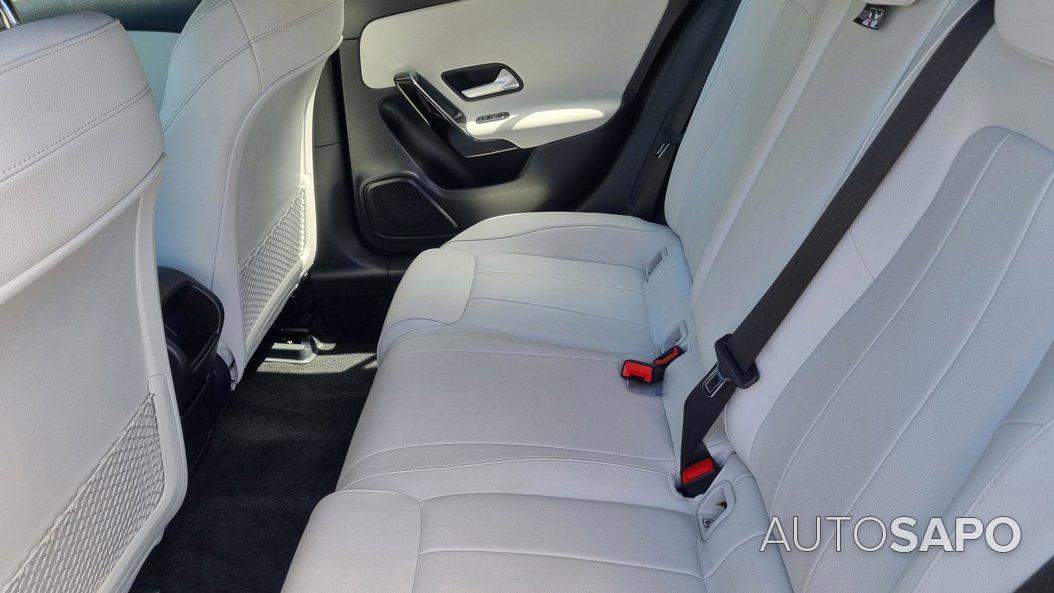 Mercedes-Benz Classe A 180 CDi BlueEfficiency Edition AMG Line de 2019