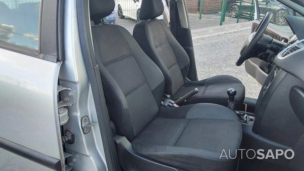Peugeot 207 1.4 HDi Premium de 2010