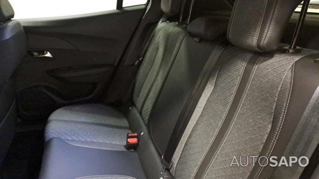 Peugeot 2008 1.2 PureTech Allure de 2024