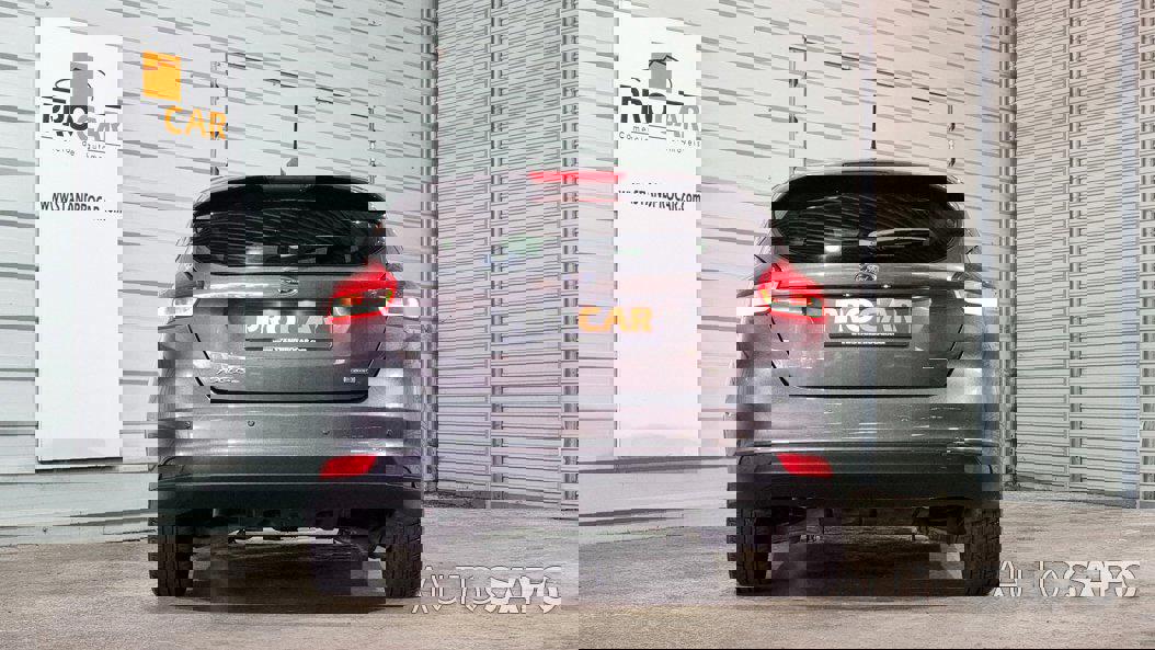 Ford Focus 1.0 EcoBoost Business de 2018