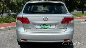 Toyota Avensis de 2010