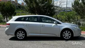 Toyota Avensis de 2010
