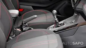 Ford Puma 1.0 EcoBoost MHEV ST-Line de 2025