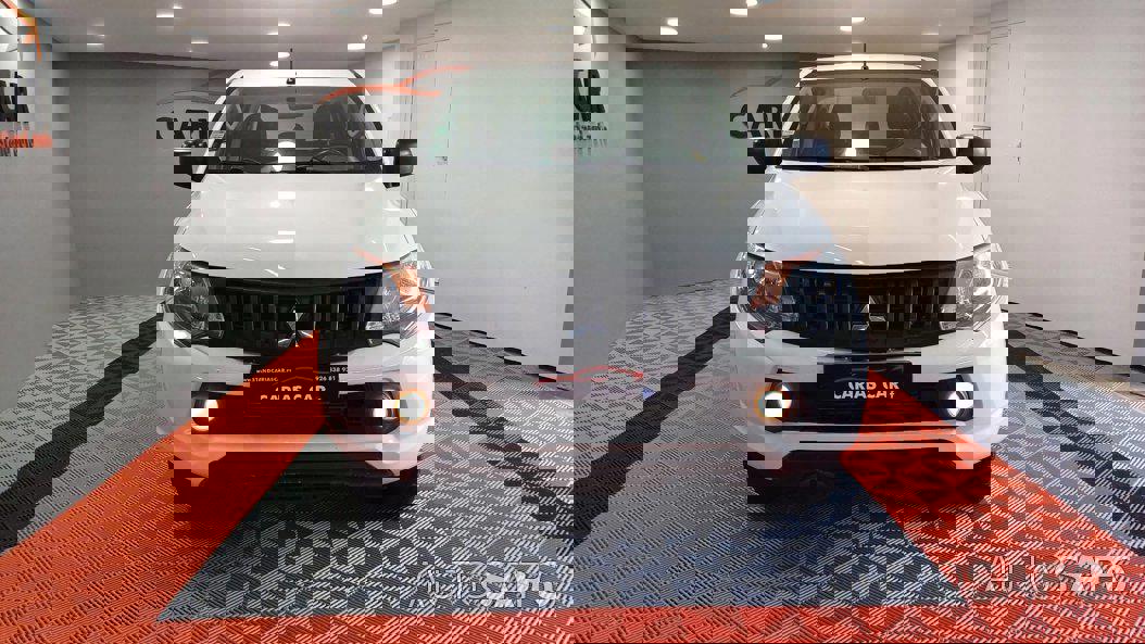 Mitsubishi L200 Strakar de 2016