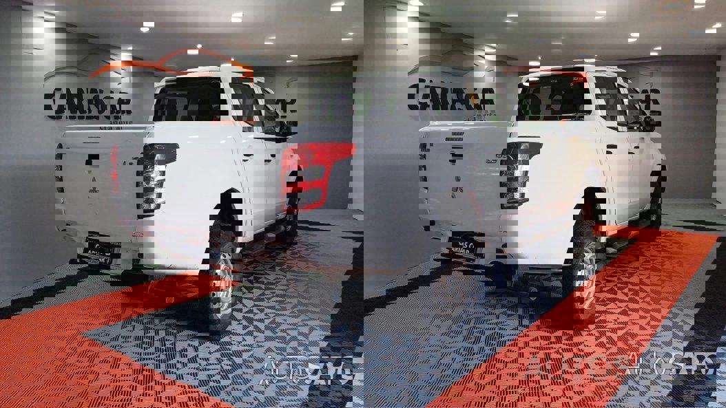 Mitsubishi L200 Strakar de 2016
