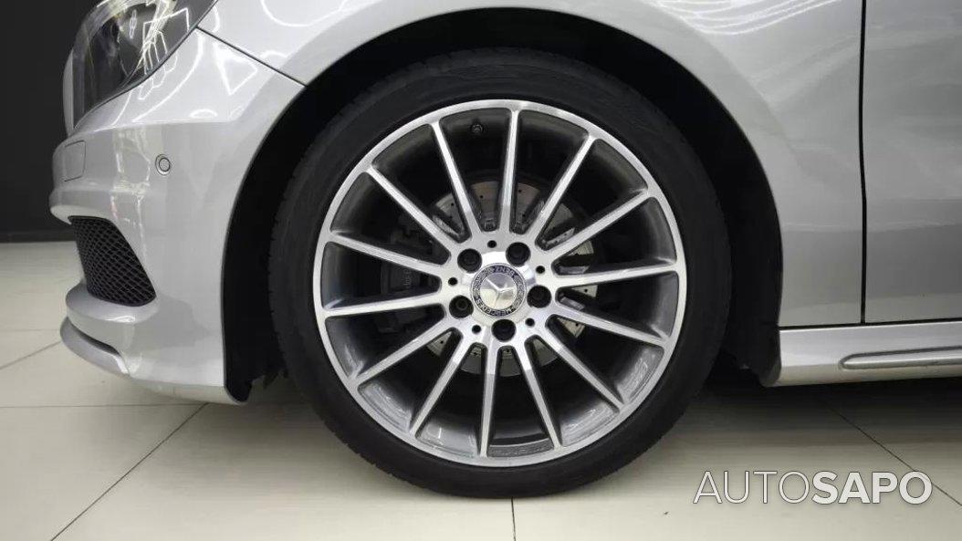 Mercedes-Benz Classe A 180 d AMG Line de 2015