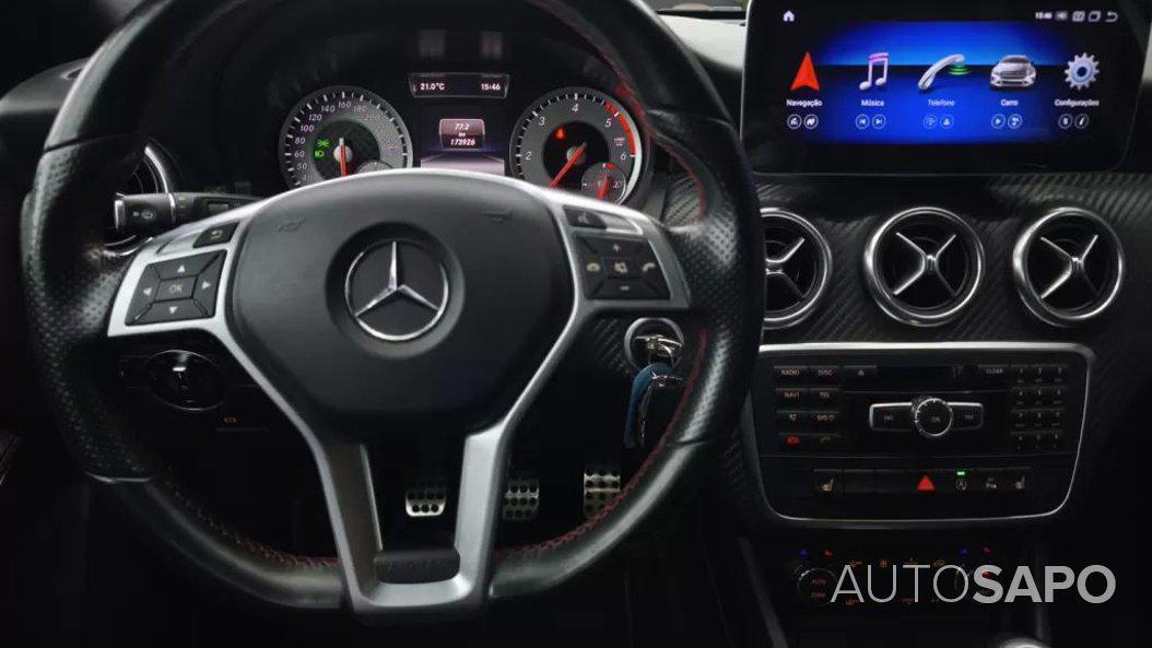 Mercedes-Benz Classe A 180 d AMG Line de 2015